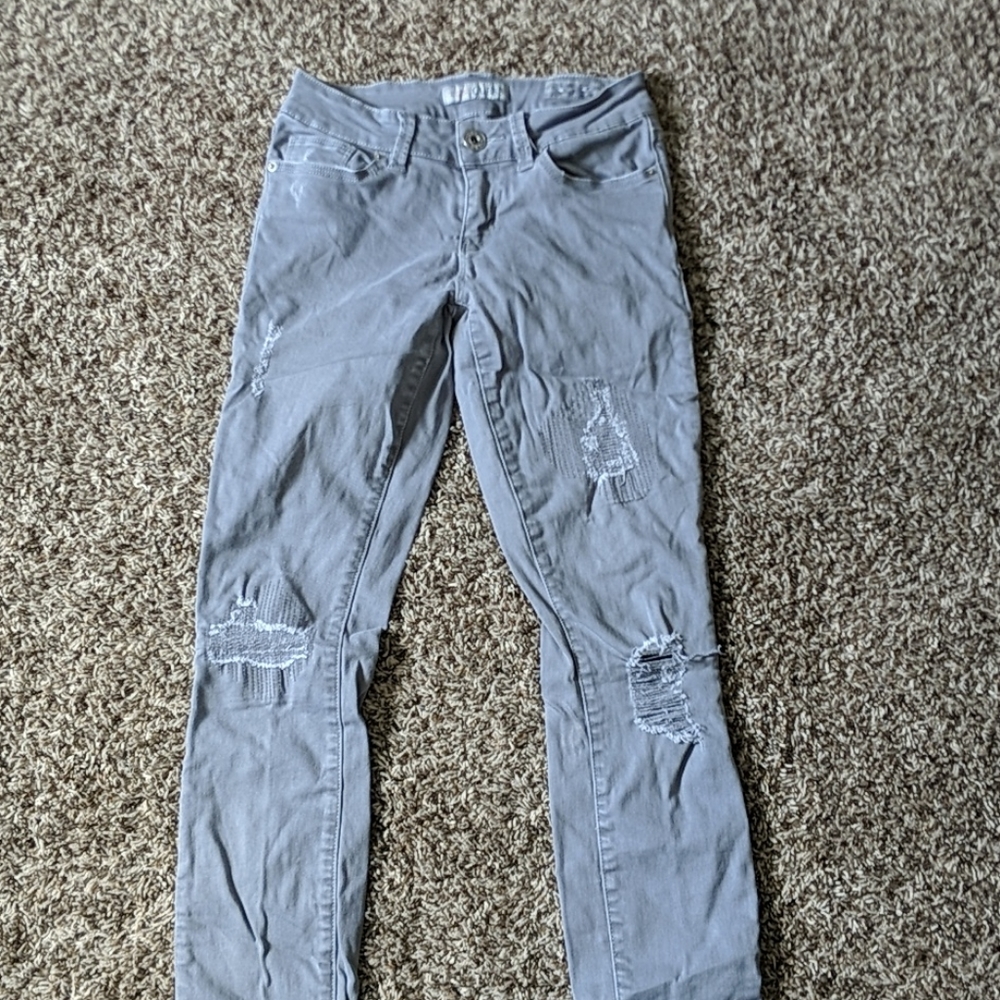 Sz 25 Guess Mid rise Skinny jeans